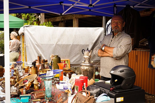 Flohmarkt auf Burg Sommeregg